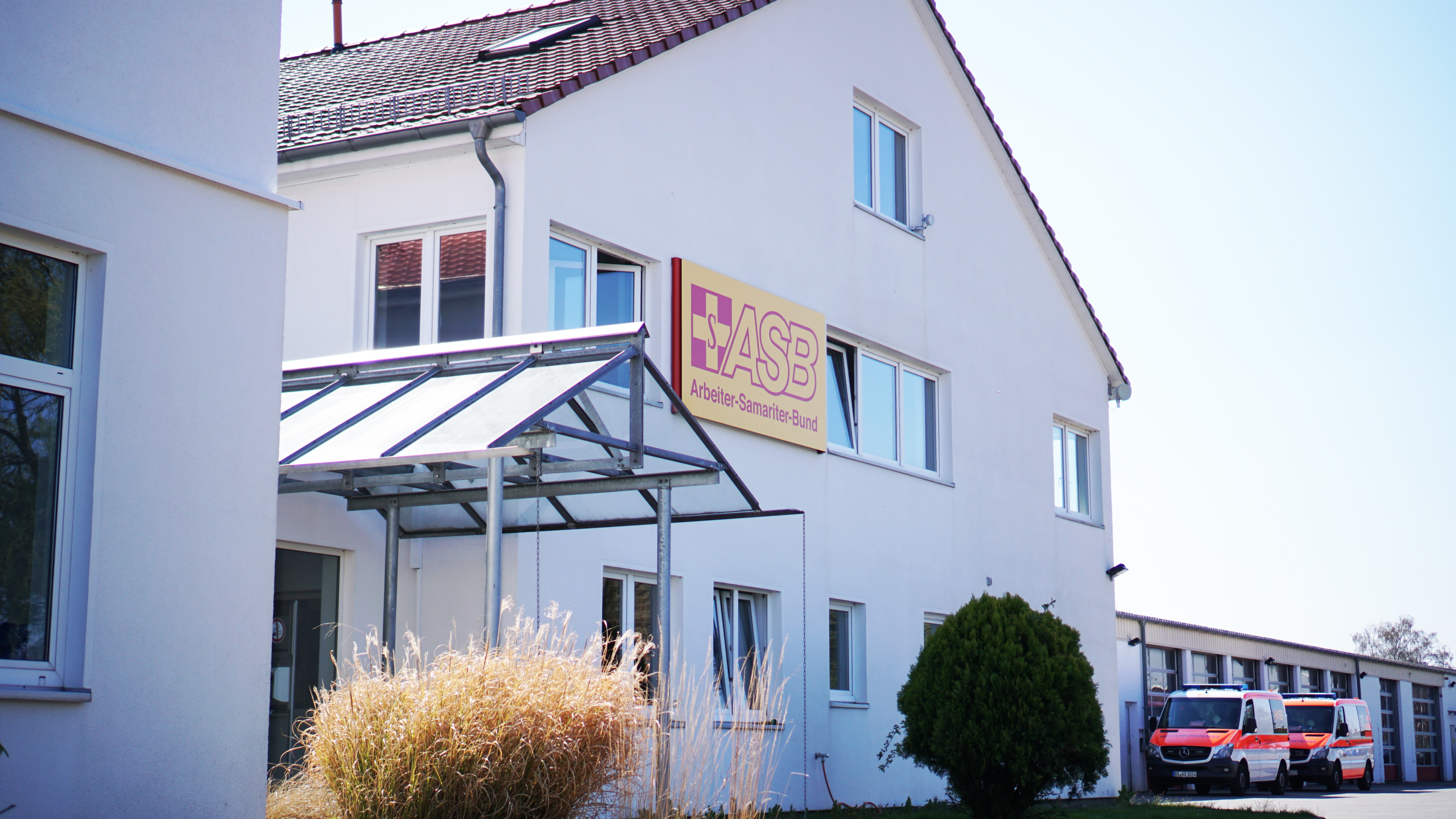 außen-16-9.jpg außen-16-9.jpg